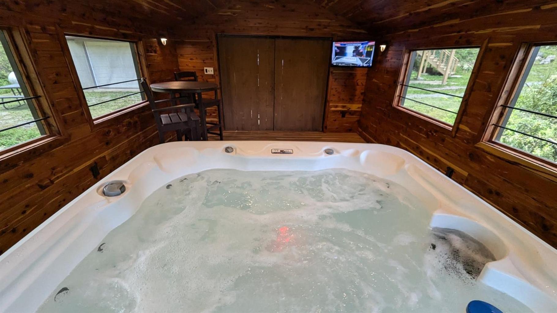 Red Roof Mountain Cabin With Starlink Internet! Stanley Esterno foto
