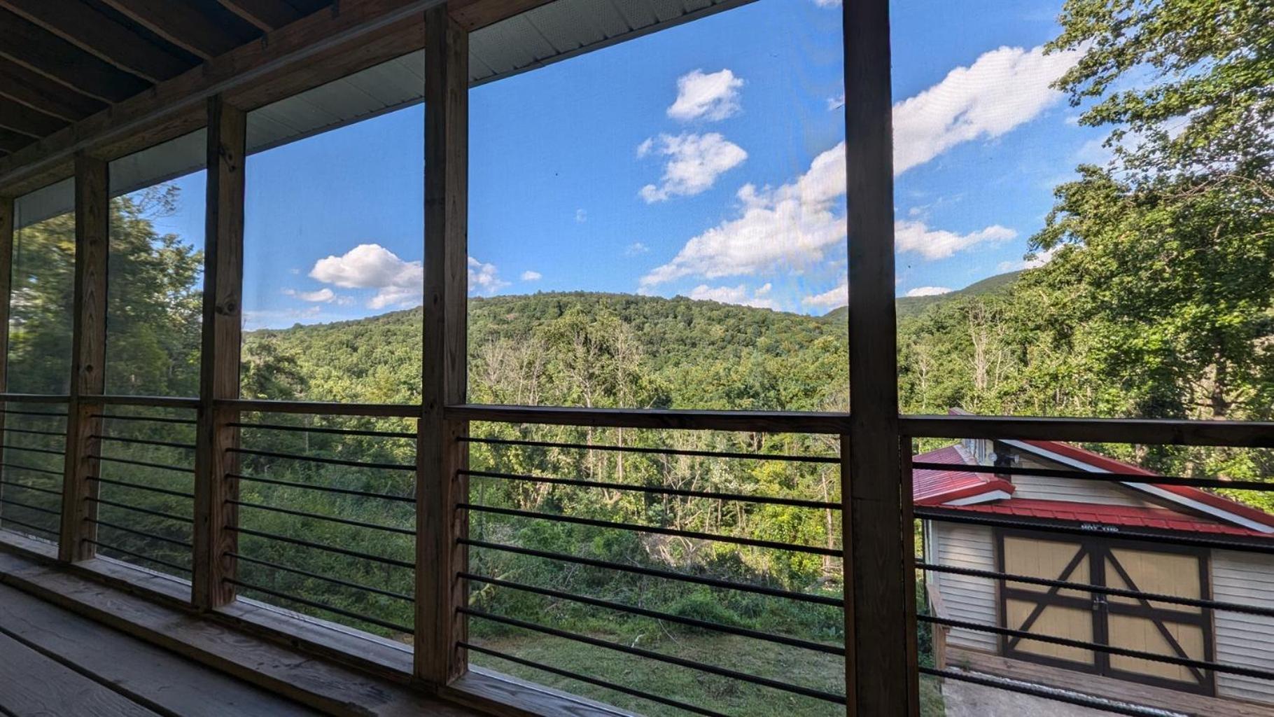 Red Roof Mountain Cabin With Starlink Internet! Stanley Esterno foto